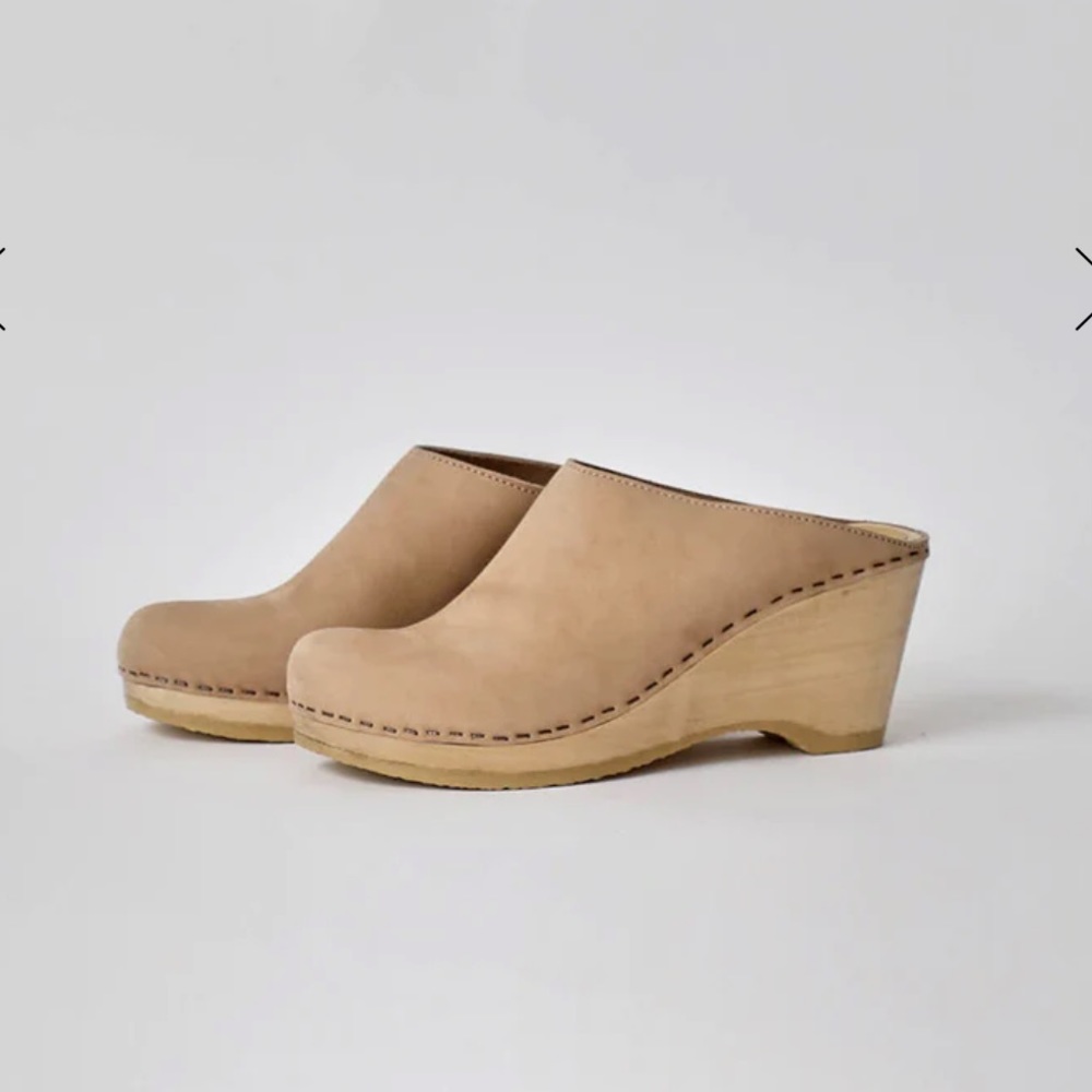 No. 6 NWT shearling-lined wedge clog, sz 39, fawn color, 3” heel. Never worn.